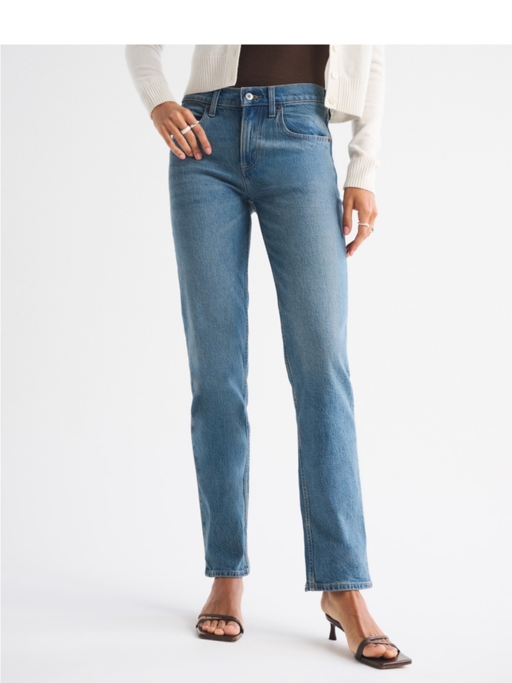 Abercrombie & Fitch Curve Love Mid Rise 90’s Straight-Leg Women’s Jeans